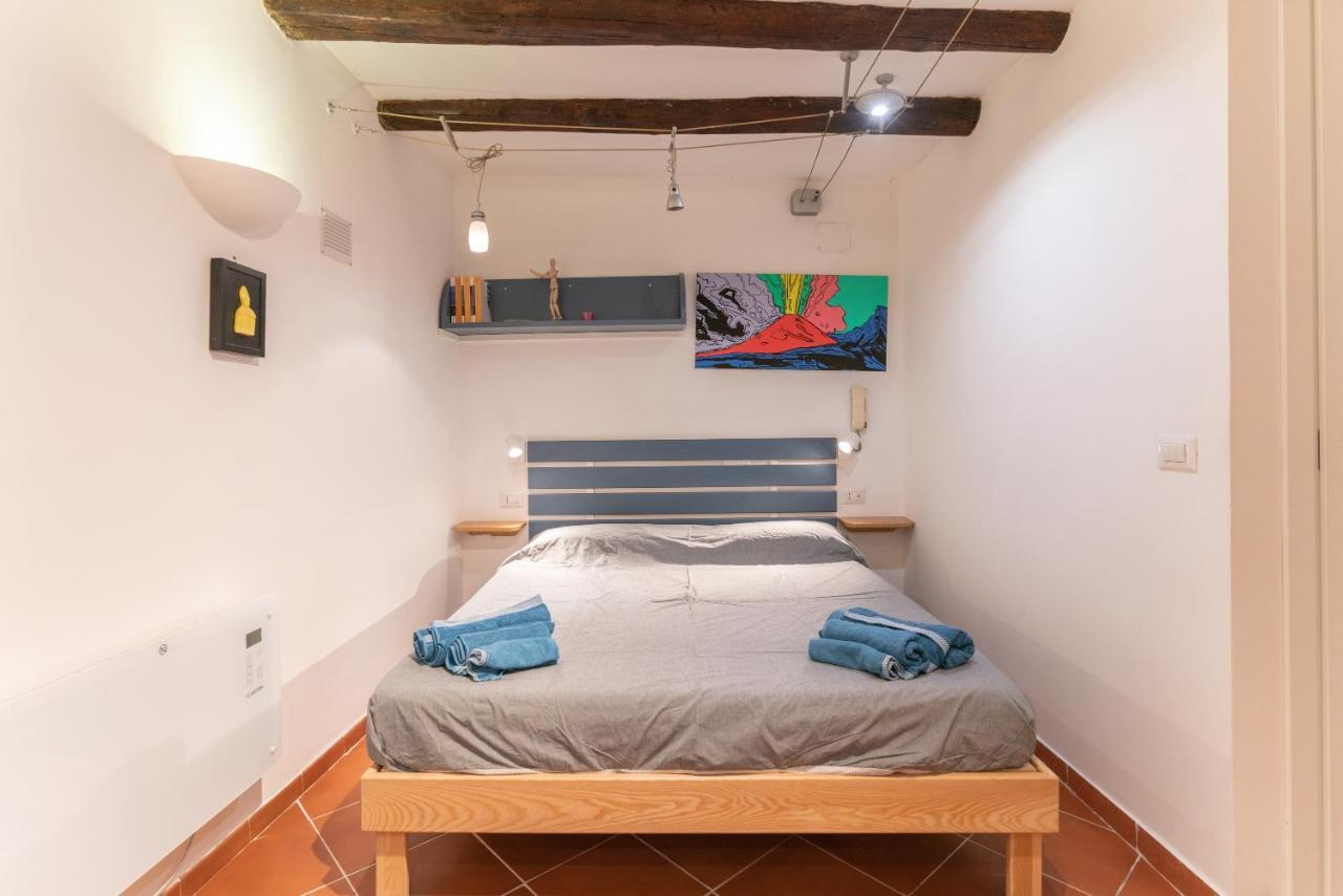 Donnare Casavacanza - Historic Center Of Napoli Bagian luar foto