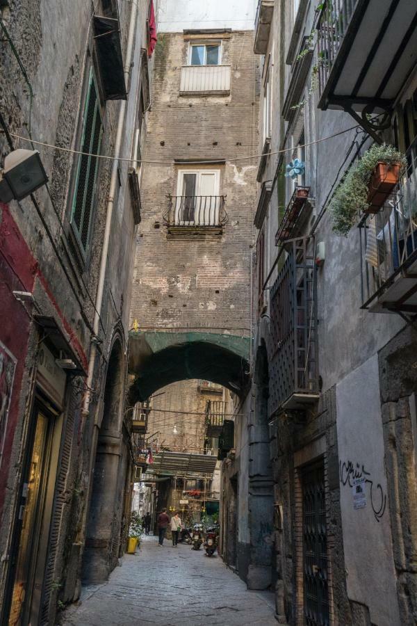 Donnare Casavacanza - Historic Center Of Napoli Bagian luar foto